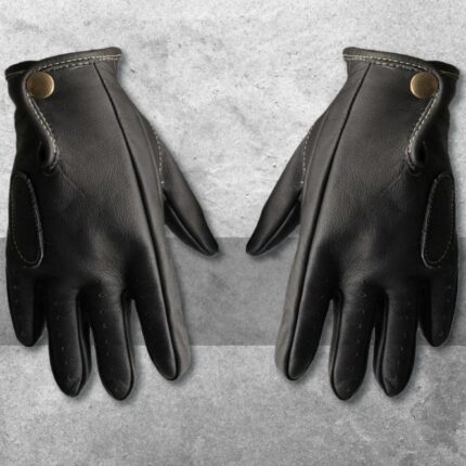 Leather gloves